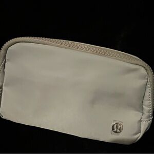 Lululemon Light Gray Everywhere Belt Bag